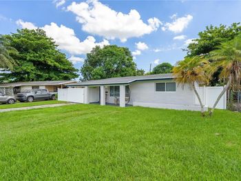 2051 Arcadia Dr