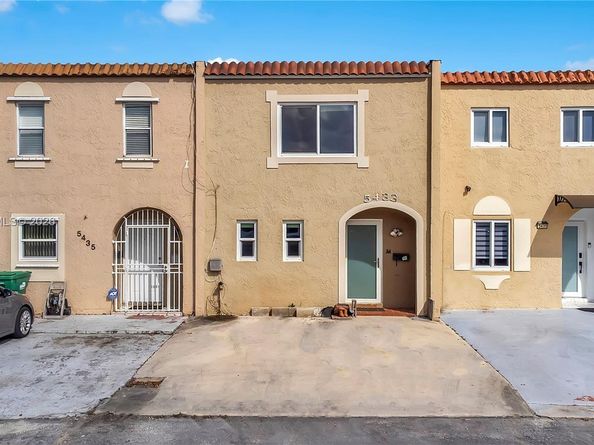 5433 NW 169th St, Miami Gardens FL 33055
