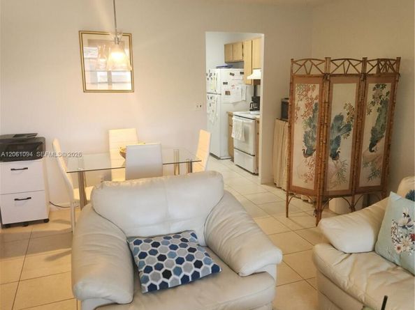 10004 Twin Lakes Dr 36F, Coral Springs FL 33071