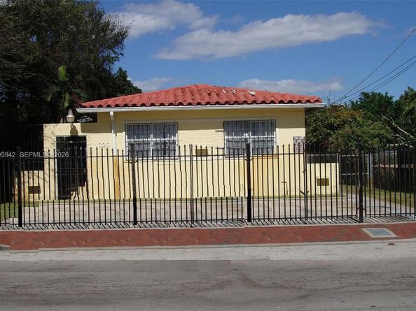 1325 SW 6th St, Miami FL 33135