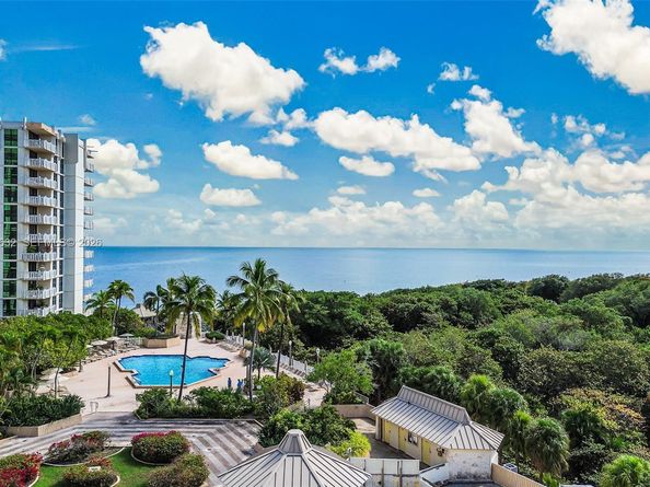 1121 Crandon Blvd F802, Key Biscayne FL 33149