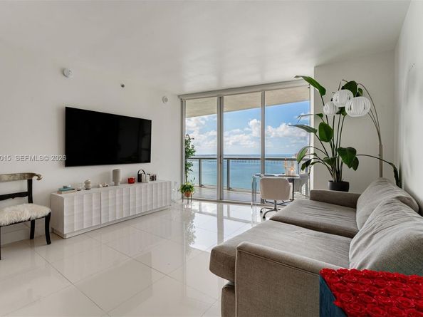 495 Brickell Ave 3509, Miami FL 33131