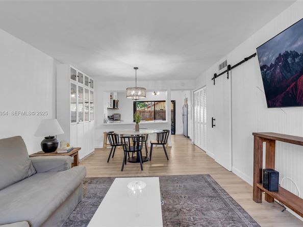 10080 SW 77th Ct, Miami FL 33156