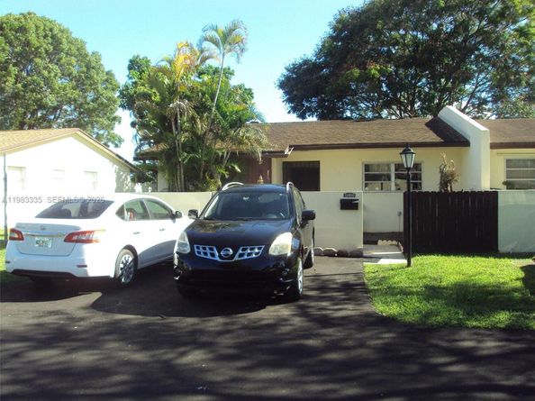 Undisclosed Address #A11983335, Miami FL 33183