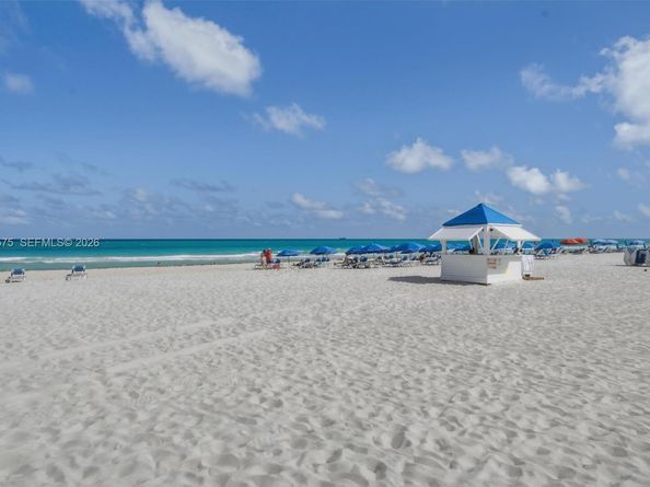 4301 Collins Ave 201, Miami Beach FL 33140