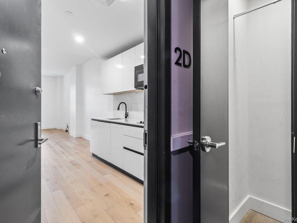 1901 Ocean Avenue 2D, Brooklyn NY 11230