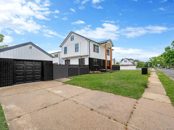 87 Sobro Avenue, Valley Stream NY 11580