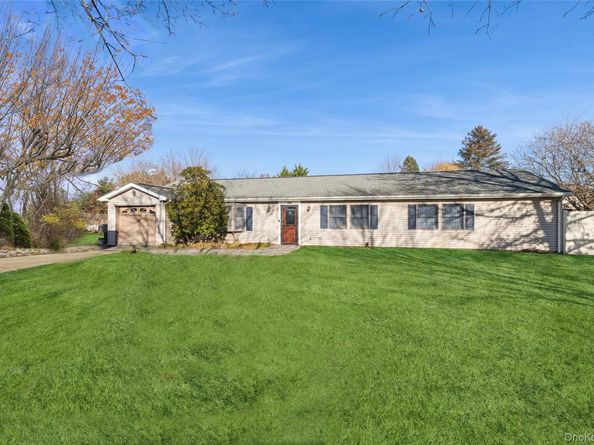 68 Oleeta Road, Mount Sinai NY 11766