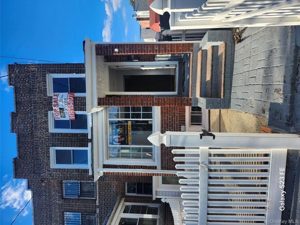 12711 89th Avenue, Richmond Hill North NY 11418