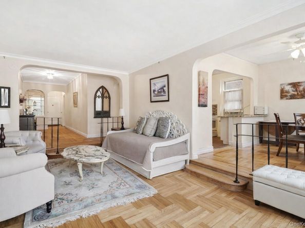 601 Pelham Parkway N 106, Bronx NY 10467