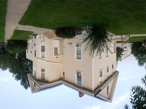 83 Kraemer Street, Hicksville NY 11801