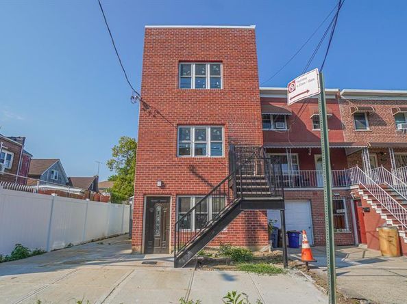 1011 E 221st Street, Bronx NY 10469