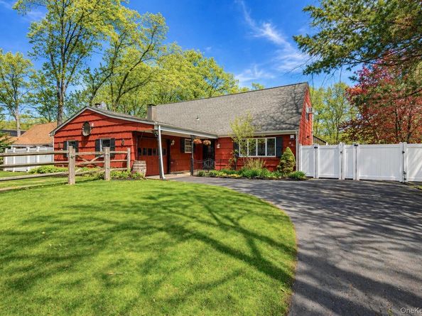 56 Bayonne Avenue, Central Islip NY 11722