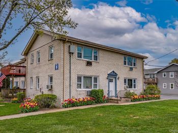 86 Cardinal Lane