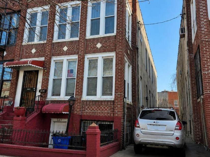 587 Miller Avenue, Brooklyn NY 11207