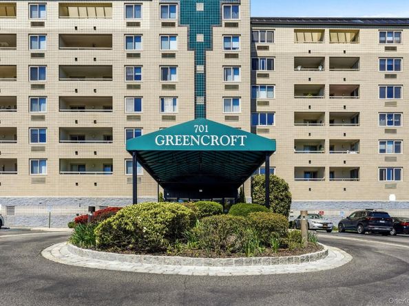 701 Pelham Road 2B, New Rochelle NY 10805