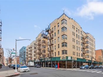 3000 Valentine Avenue