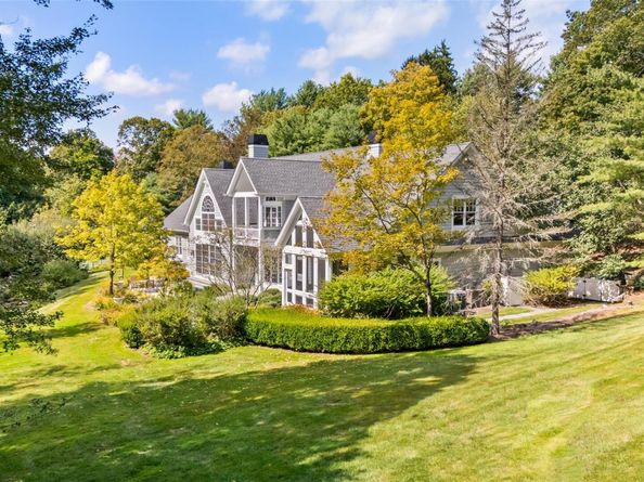 127 Boutonville Road, Pound Ridge NY 10576