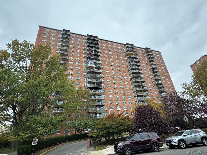 825 Morrison Avenue 16M, Bronx NY 10473