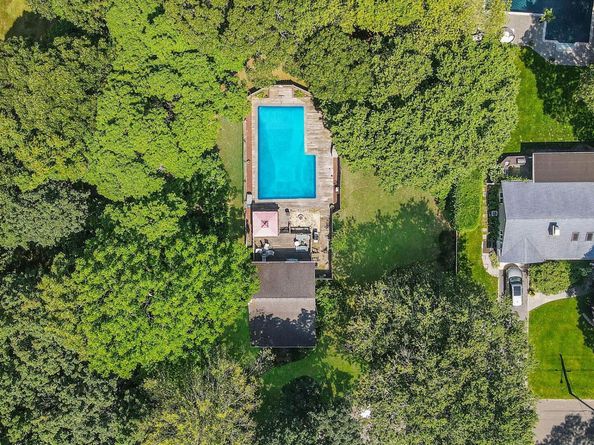 15 Youngs Avenue, Mattituck NY 11952