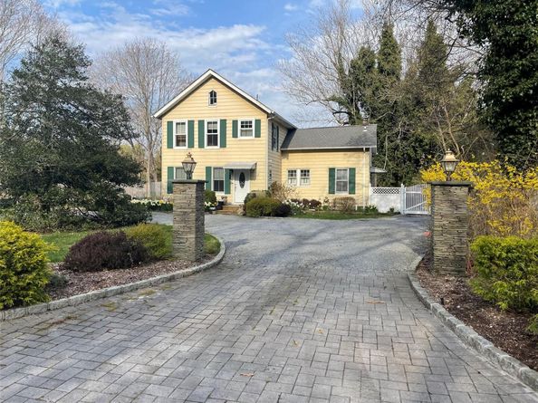 190 S Country Road, Remsenburg NY 11960