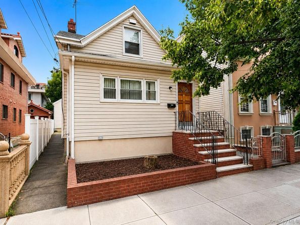 1841 124th Street, College Point NY 11356