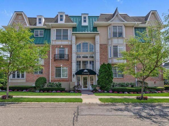 348 Trotting Lane, Westbury NY 11590