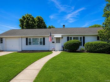 43 Plainedge Drive