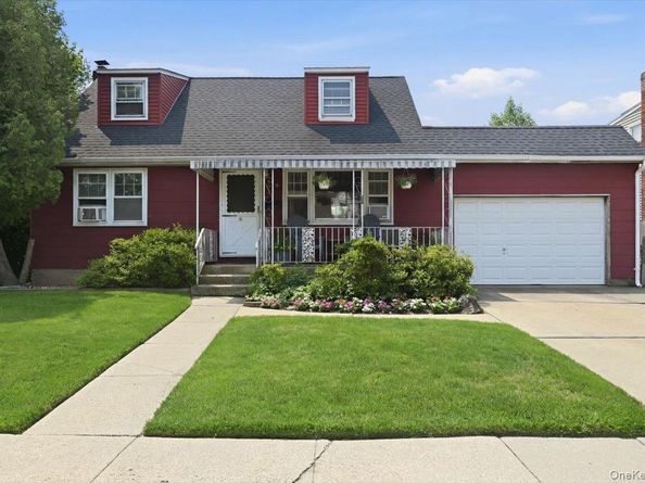 256 N Beech Street, Massapequa NY 11758
