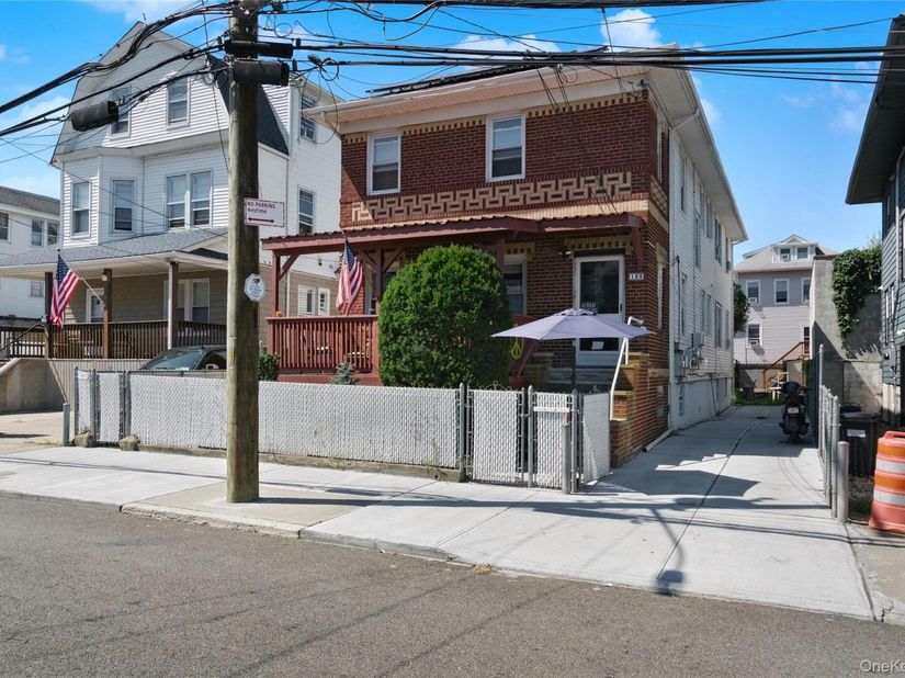 193 Beach 113th Street, Rockaway Park NY 11694