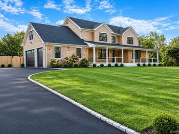 390 Wildberry Lane