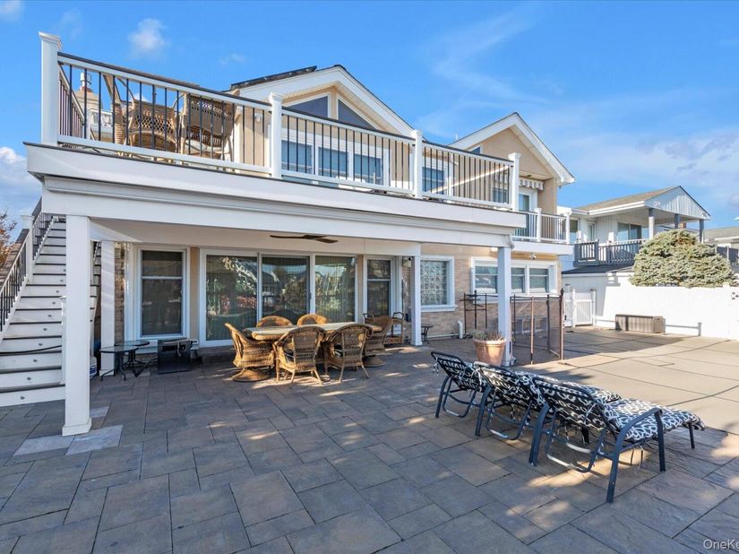 2072 Legion Street, Bellmore NY 11710