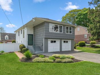 28 Satinwood Road