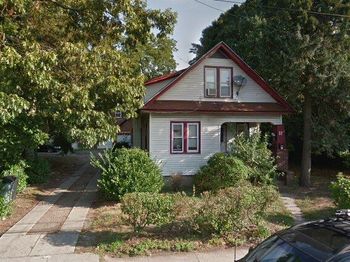 21 E Clinton Avenue