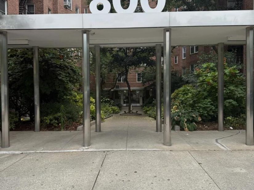 800 Grand Concourse LEN, Bronx NY 10451