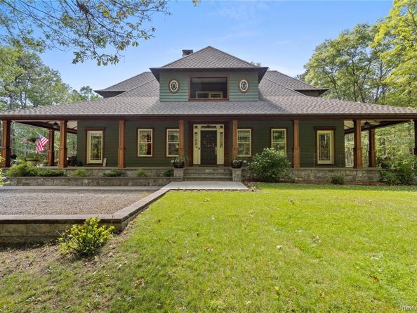 490 Wading River Road, Manorville NY 11949