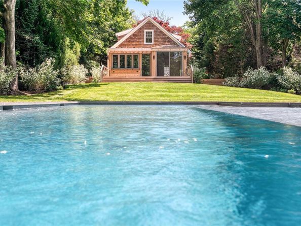 149 Accabonac Road, East Hampton NY 11937