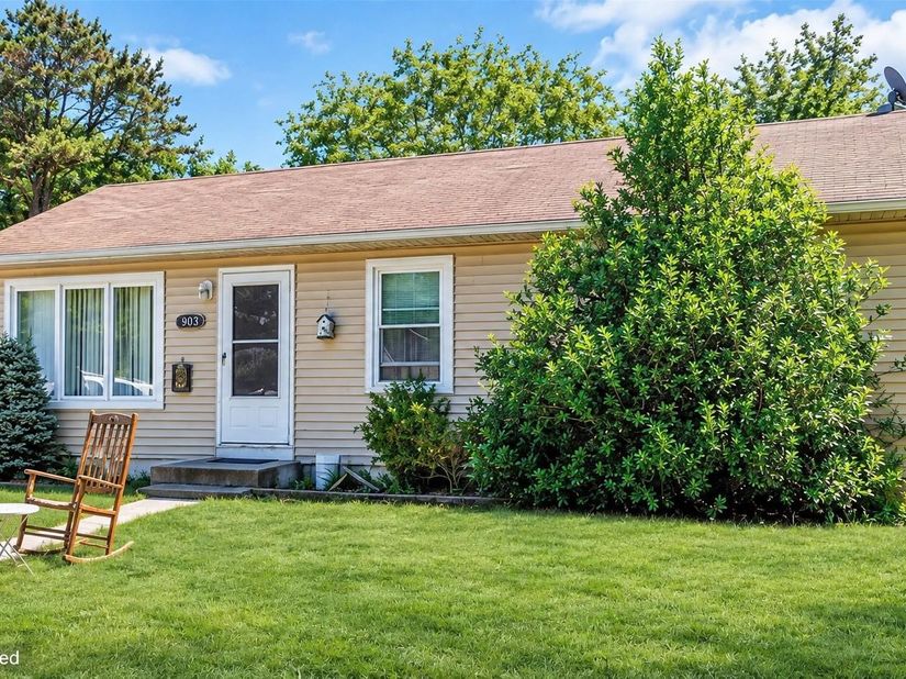 903 Provost Avenue, Bellport NY 11713