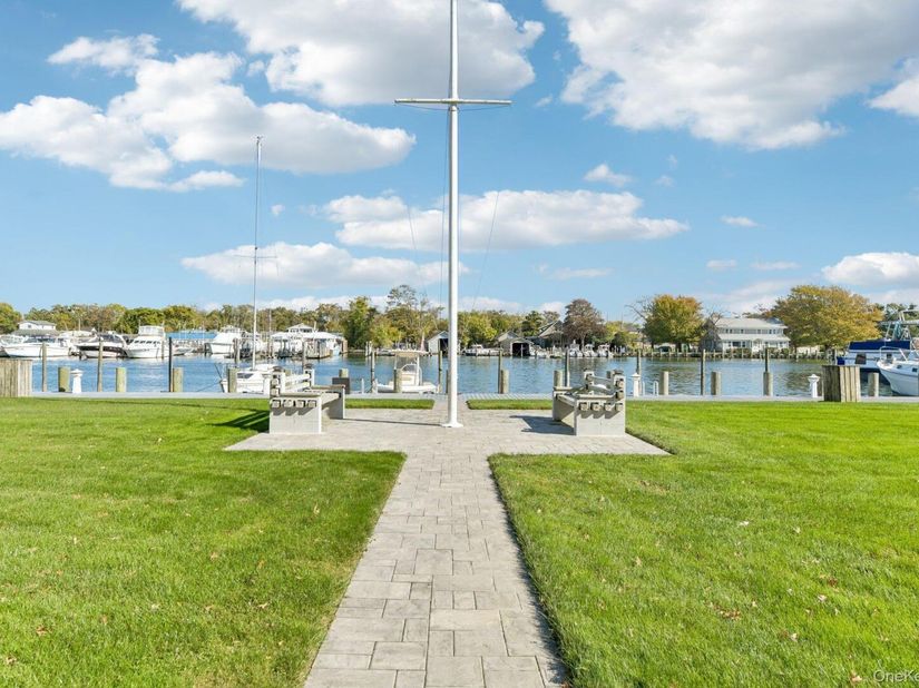 263 River Avenue 65, Patchogue NY 11772