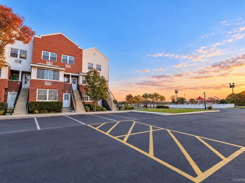 106 Sunset Boulevard 11106, Bronx NY 10473