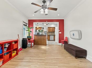 290 E 37th Street