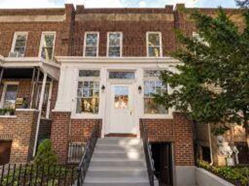 7150 68th Street, Ridgewood NY 11385