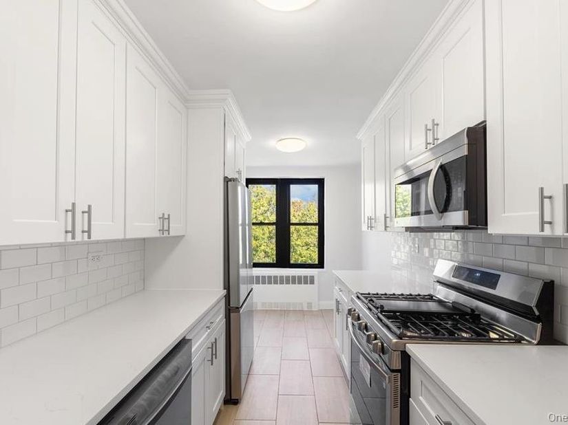 18-35 Corporal Kennedy Street 6D, Bayside NY 11360