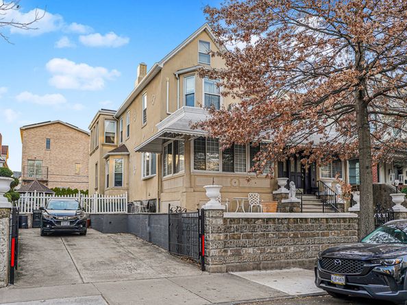 688 East 4th Street, Brooklyn NY 11218