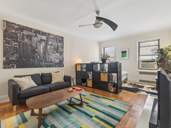 125 Hawthorne Street 6J, Brooklyn NY 11225