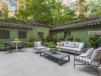 125 East 65th Street