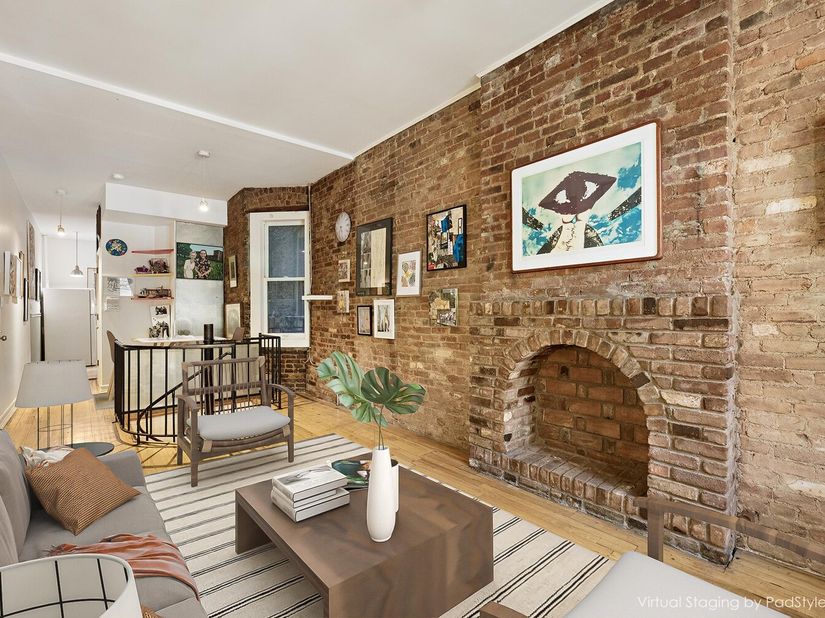 335 West 21st Street FE, New York NY 10011