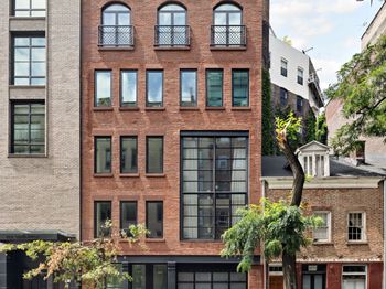 484 Greenwich Street