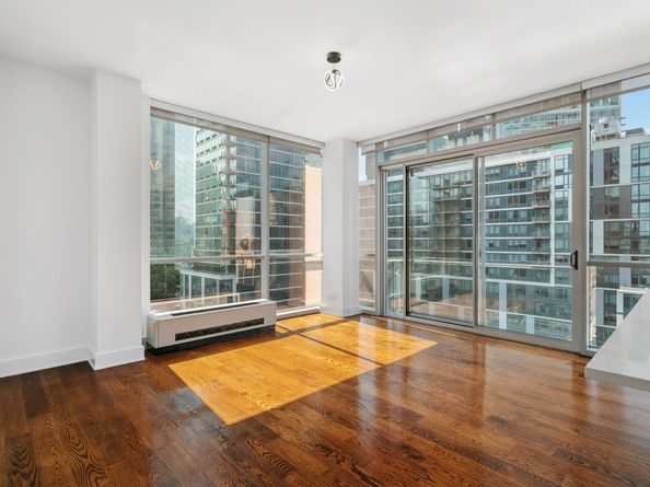 26-26 Jackson Avenue 802, Queens NY 11101