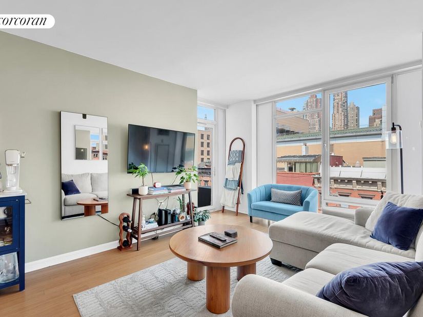 350 West 53rd Street 6G, New York NY 10019